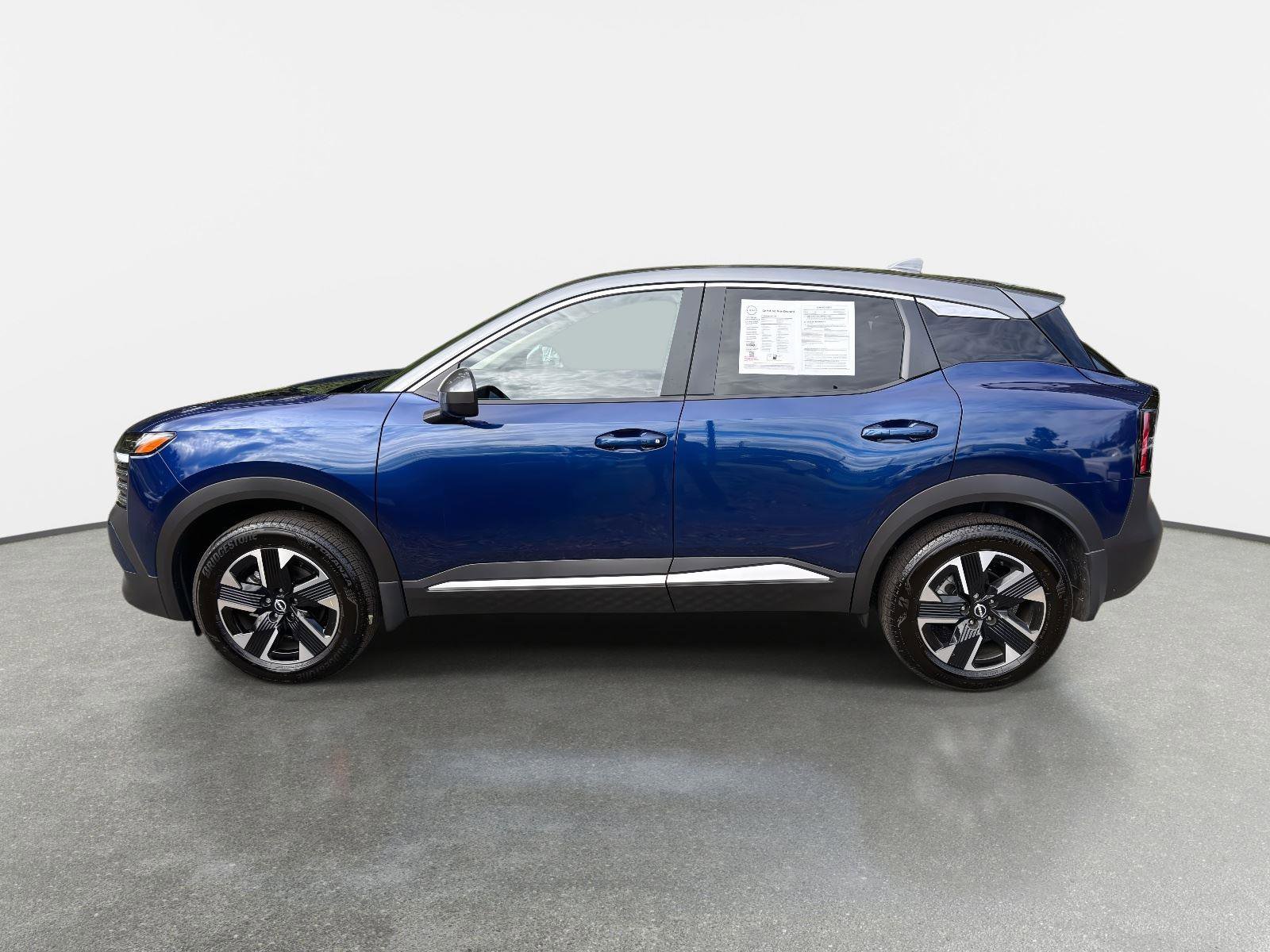 Used 2025 Nissan Kicks SV image 8