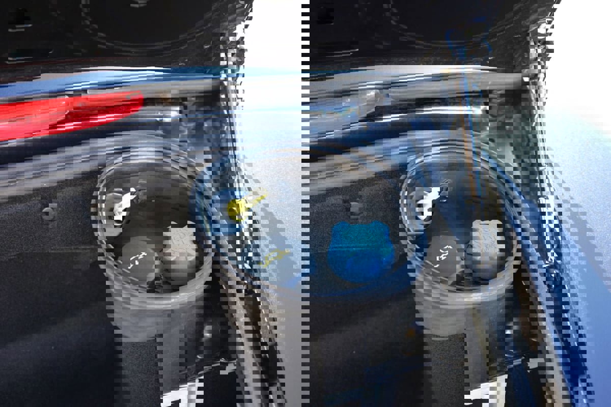 Used 2004 Porsche Boxster S image 36