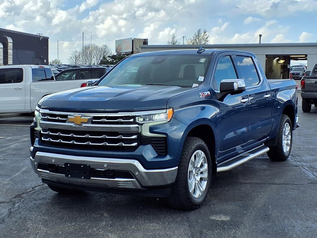 Used 2024 Chevrolet Silverado 1500 LTZ w/ LTZ Premium Package AWD/4WD image 2