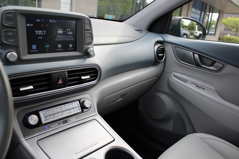 Used 2021 Hyundai Kona Limited FWD image 15