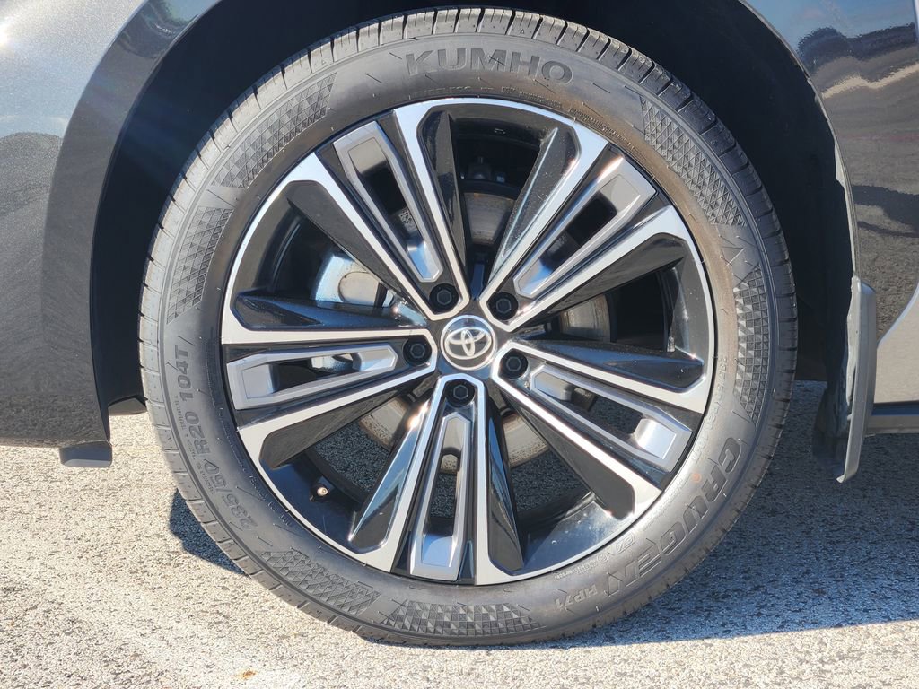 Used 2023 Toyota bZ4X AWD w/ Weather Package image 7