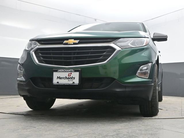 Used 2018 Chevrolet Equinox LS image 32