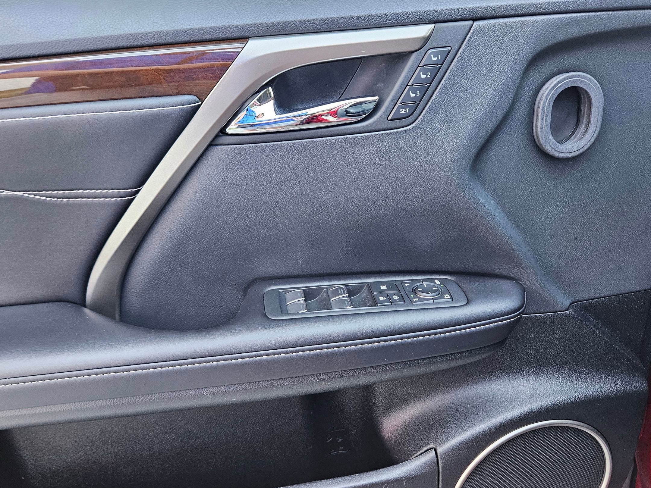 Used 2019 Lexus RX 350 AWD w/ Navigation Package image 19
