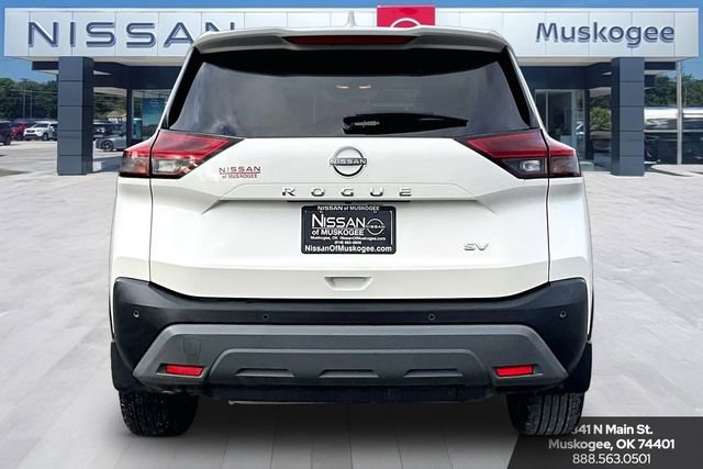 Used 2023 Nissan Rogue SV image 6