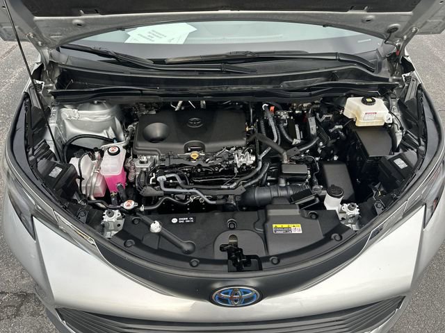 Used 2024 Toyota Sienna XLE image 34