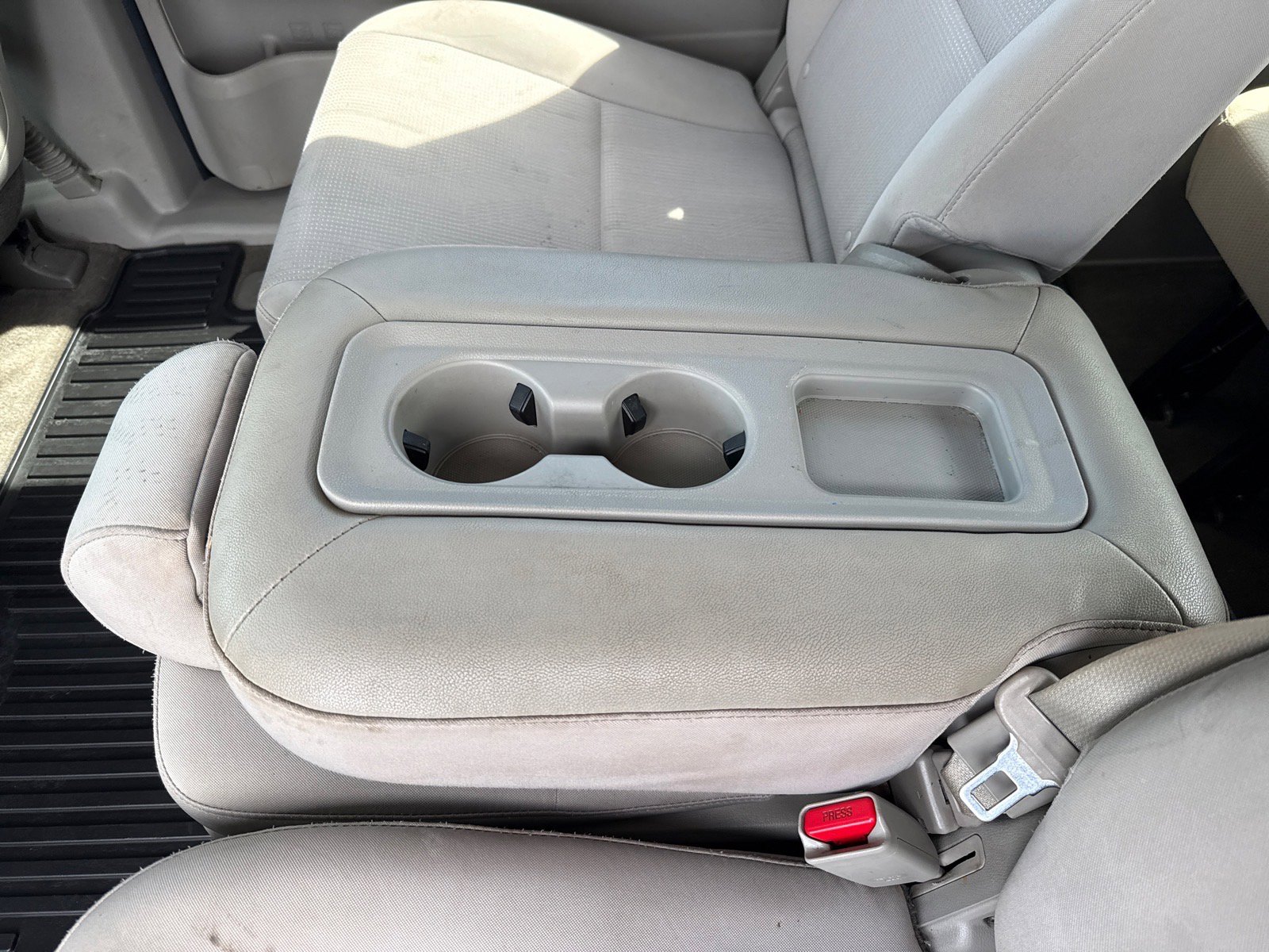 Used 2020 Kia Sedona LX image 16