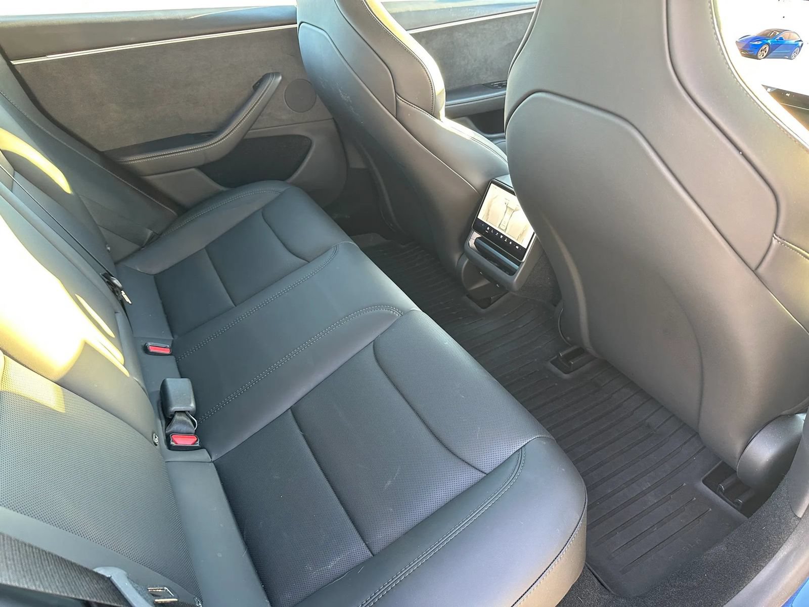 Used 2025 Tesla Model 3 Performance AWD/4WD image 10