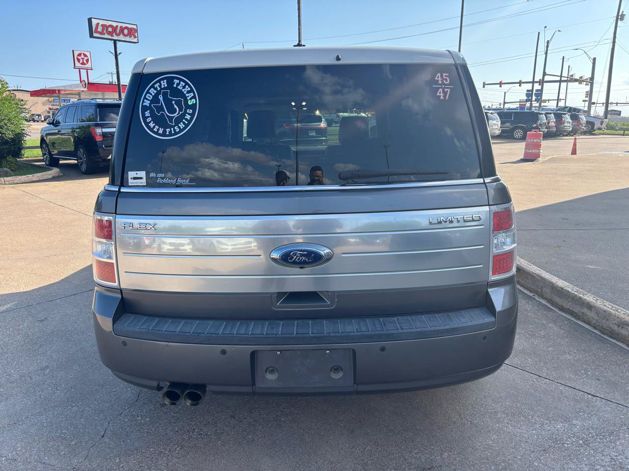 Used 2010 Ford Flex Limited FWD image 5