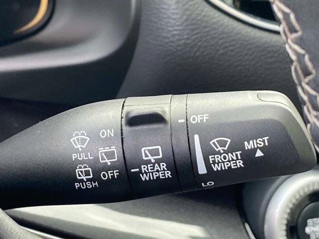 Used 2024 Jeep Wagoneer 4WD w/ Premium Group I image 21