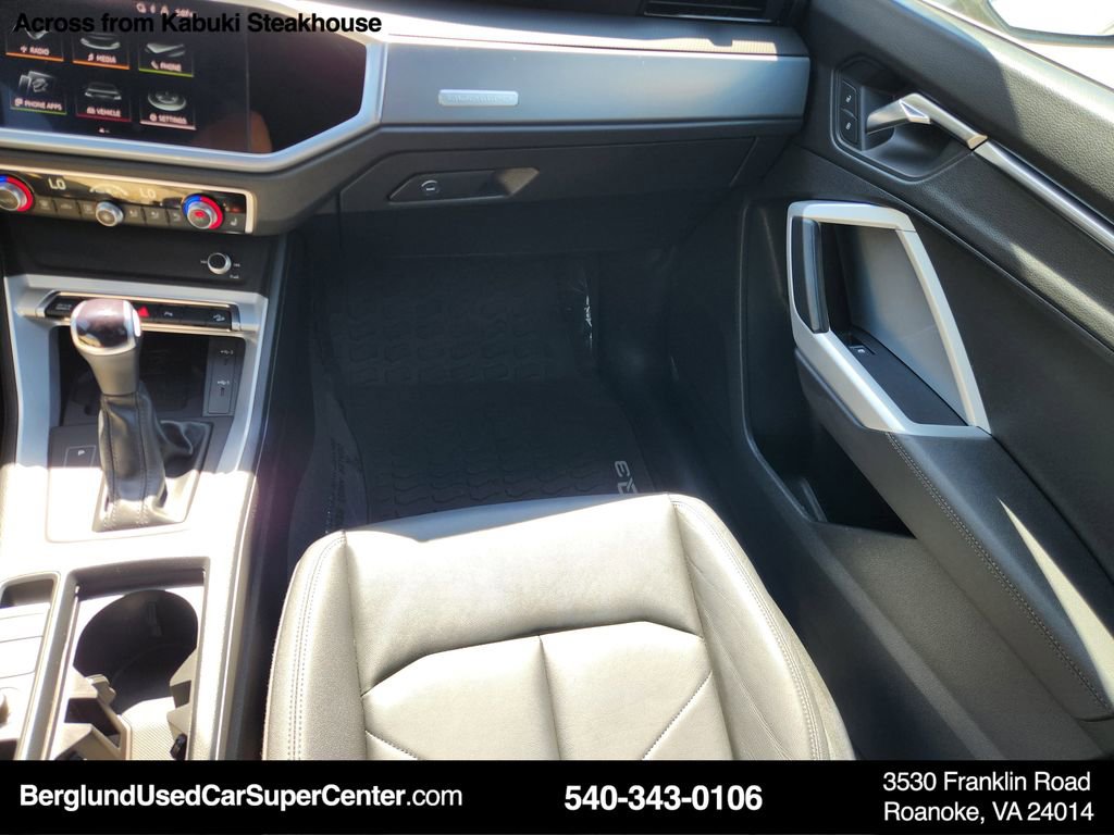 Used 2022 Audi Q3 2.0T Premium Plus image 30