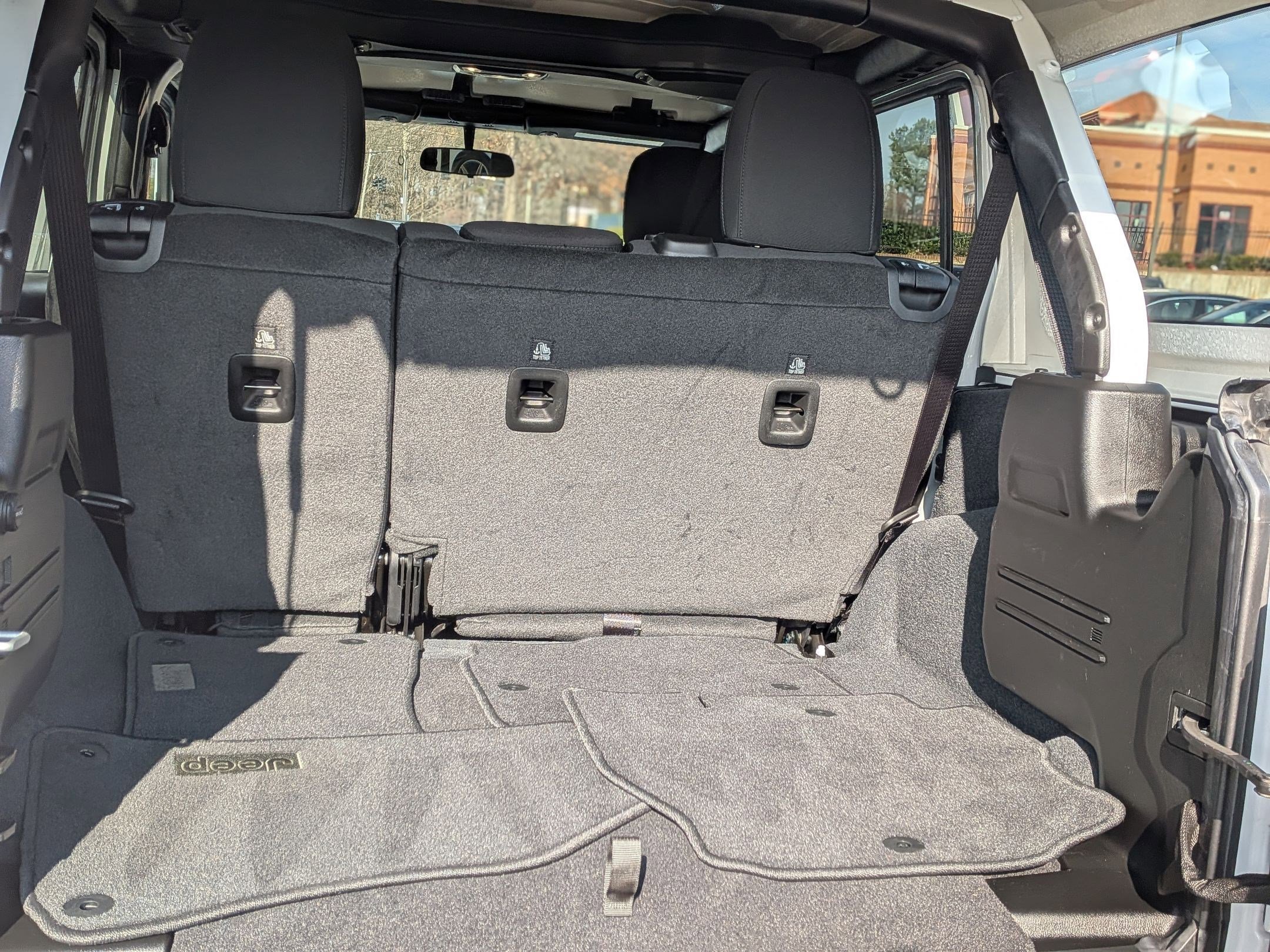 Used 2022 Jeep Wrangler Unlimited Sport image 31