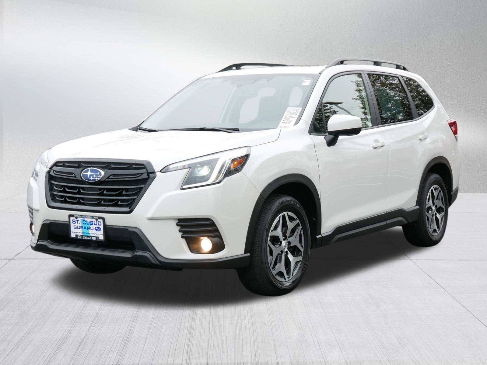 Certified 2023 Subaru Forester Premium image 3
