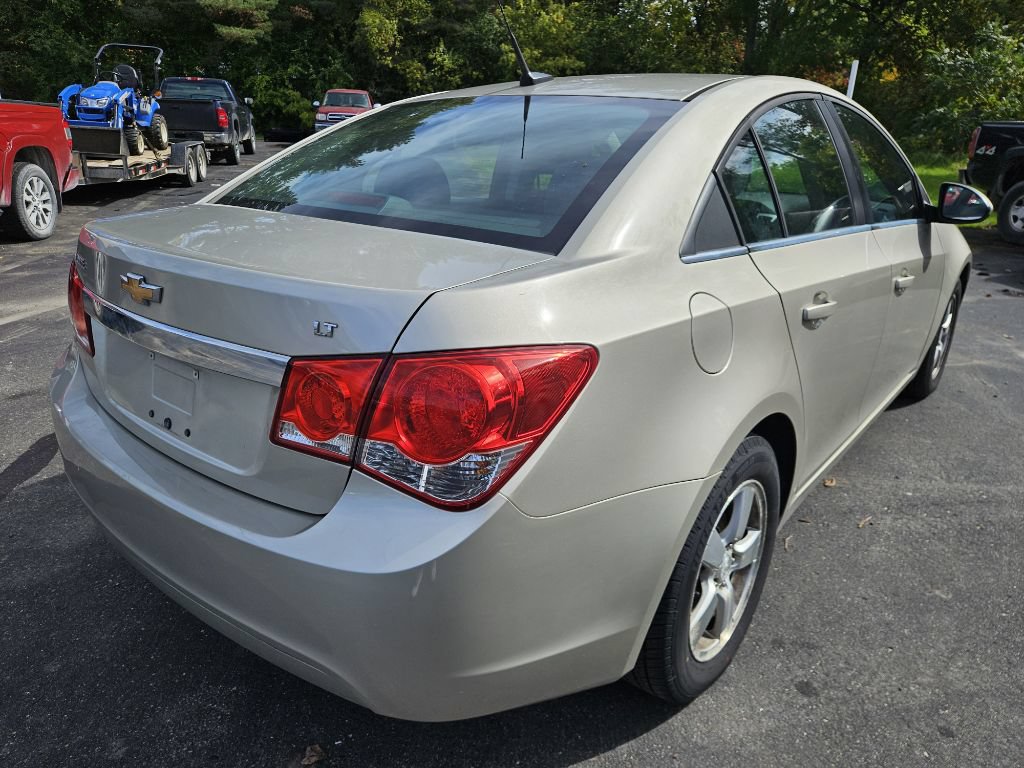Used 2014 Chevrolet Cruze LT FWD image 9