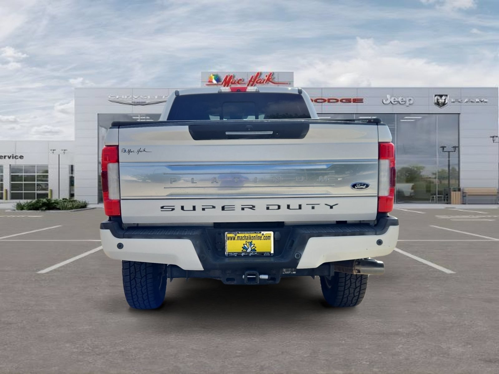 Used 2017 Ford F250 Platinum w/ Platinum Ultimate Package AWD/4WD image 4