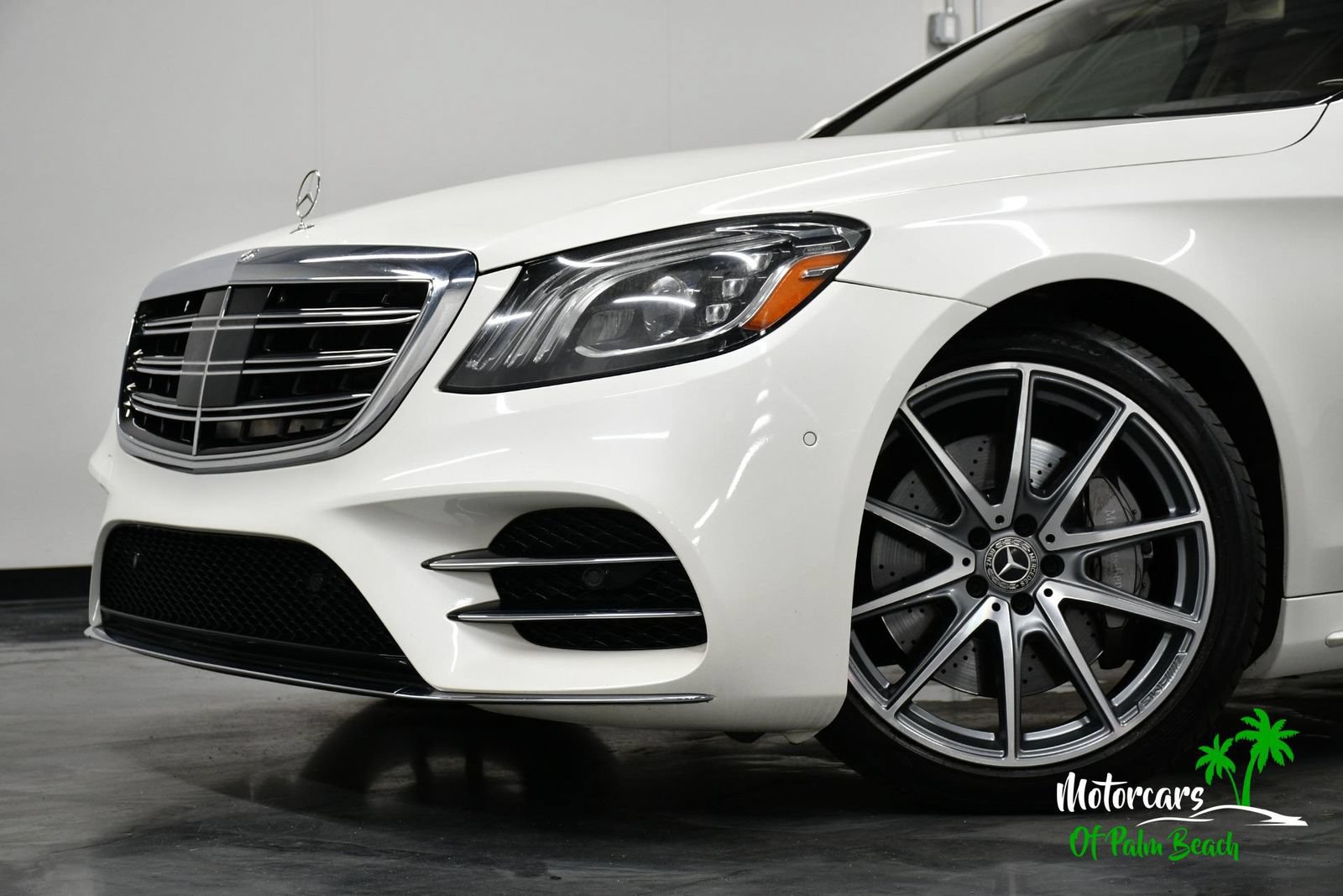 Used 2019 Mercedes-Benz S 560 Sedan image 3