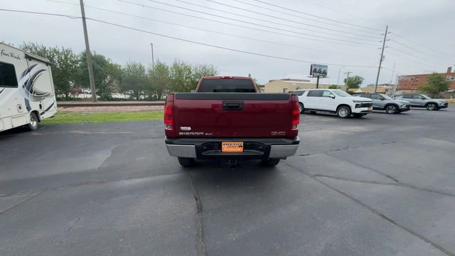Used 2013 GMC Sierra 2500 SLT w/ Suspension Package, Off-Road AWD/4WD image 7