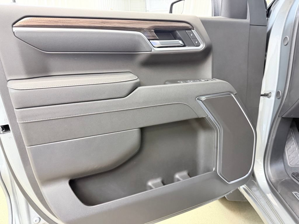 New 2026 Chevrolet Silverado 1500 LT AWD/4WD image 9