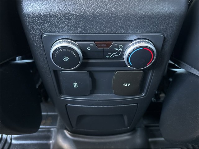 Used 2022 Ford Explorer XLT w/ Equipment Group 202A image 18