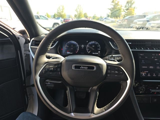 Certified 2024 Jeep Grand Cherokee L Laredo image 14