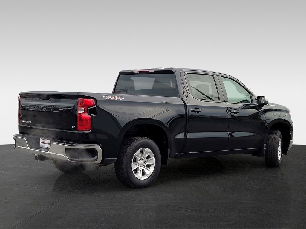 Used 2025 Chevrolet Silverado 1500 LT image 4