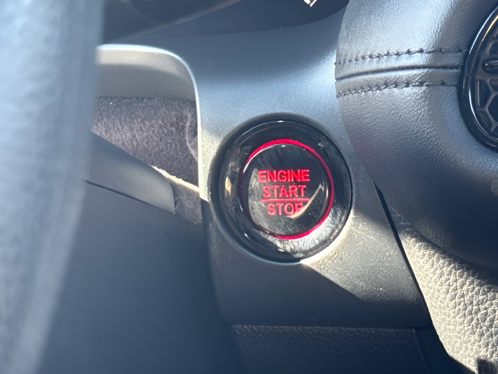 Used 2025 Honda HR-V LX image 16