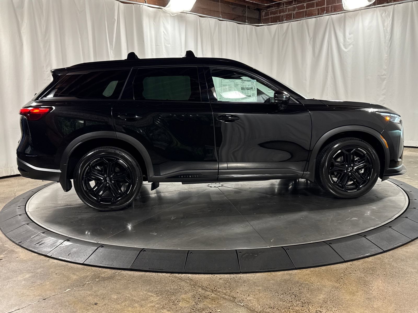 New 2026 INFINITI QX60 Sport w/ Dark Cargo Package AWD/4WD image 6
