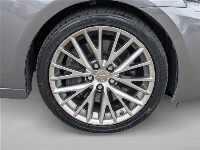 Used 2016 Lexus IS 200t RWD image 22