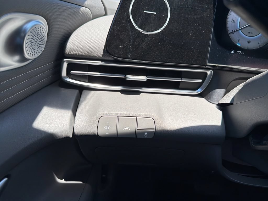 Used 2023 Hyundai Elantra SEL w/ Convenience Package FWD image 27