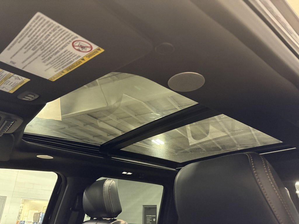 Used 2024 Ford F250 Platinum image 26