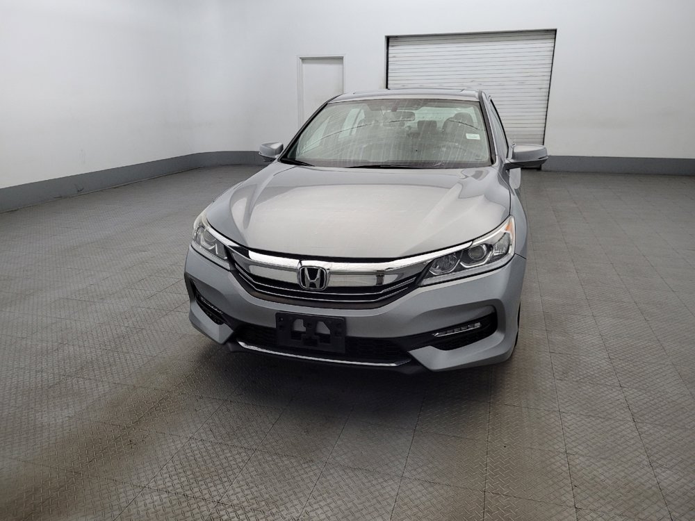 Used 2017 Honda Accord EX-L image 15