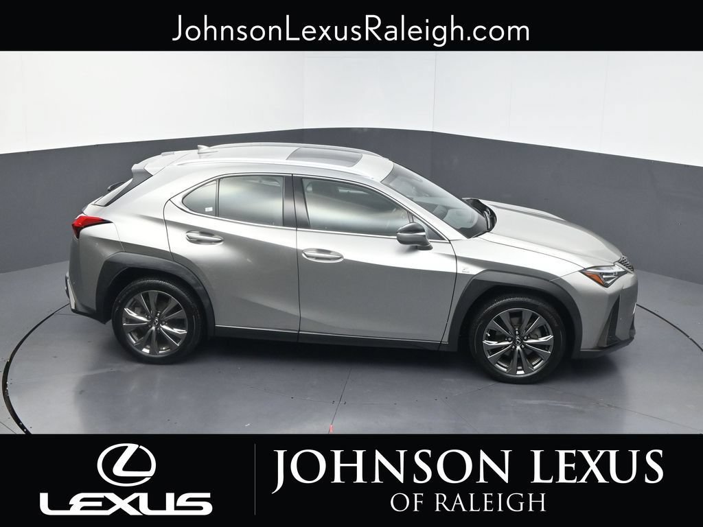 Used 2019 Lexus UX 200 F Sport w/ F Sport Premium Package FWD image 29