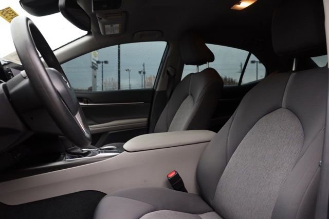 Used 2024 Toyota Camry LE image 11