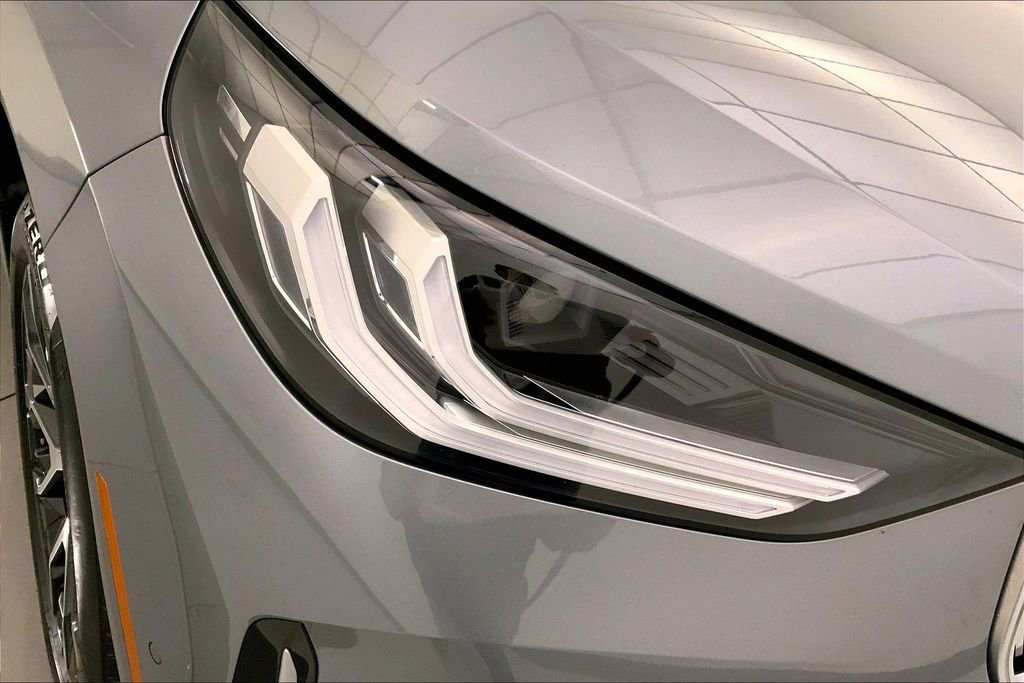 Used 2025 BMW X3 xDrive30i w/ Premium Package image 26