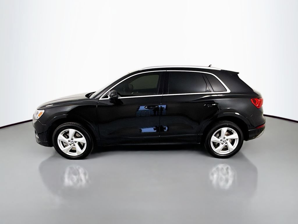 Used 2019 Audi Q3 2.0T Premium Plus AWD/4WD image 2
