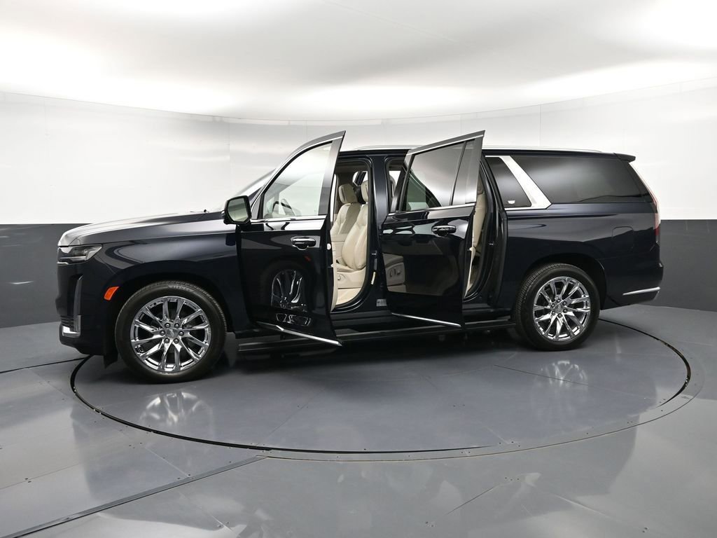 Used 2023 Cadillac Escalade ESV Premium Luxury Platinum w/ LPO, Radiant Package AWD/4WD image 42