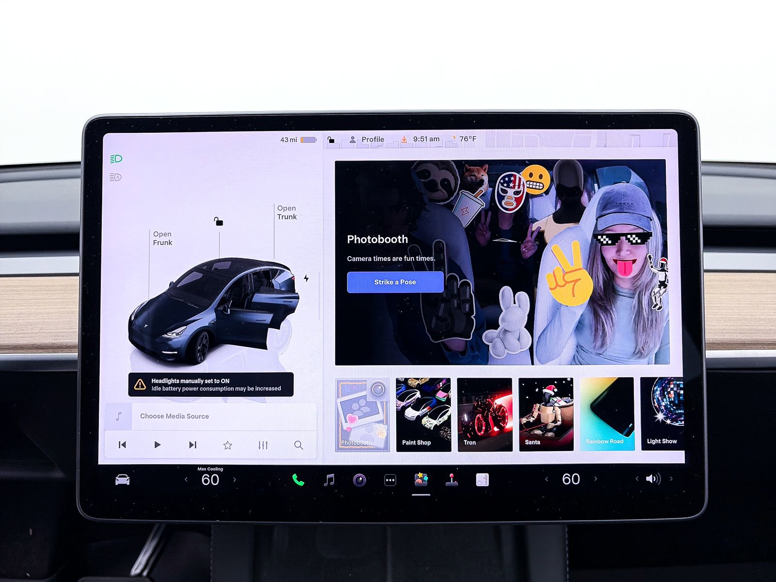Used 2024 Tesla Model Y Long Range image 22