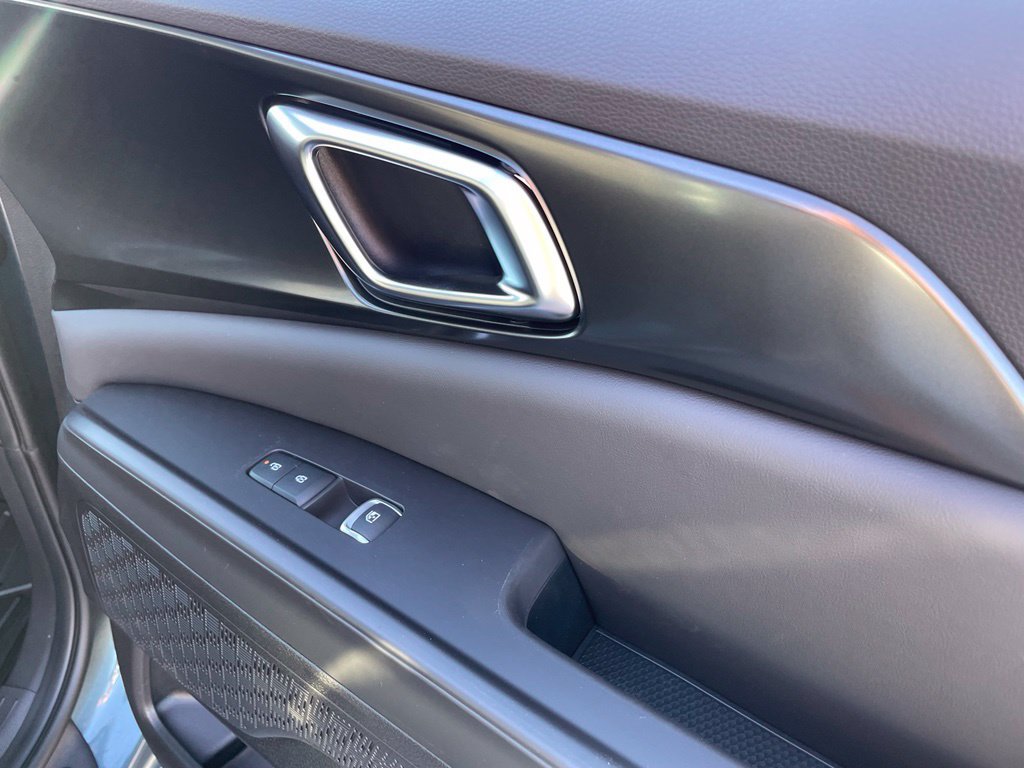 New 2027 Kia Carnival SX w/ Dark Edition Package FWD image 28
