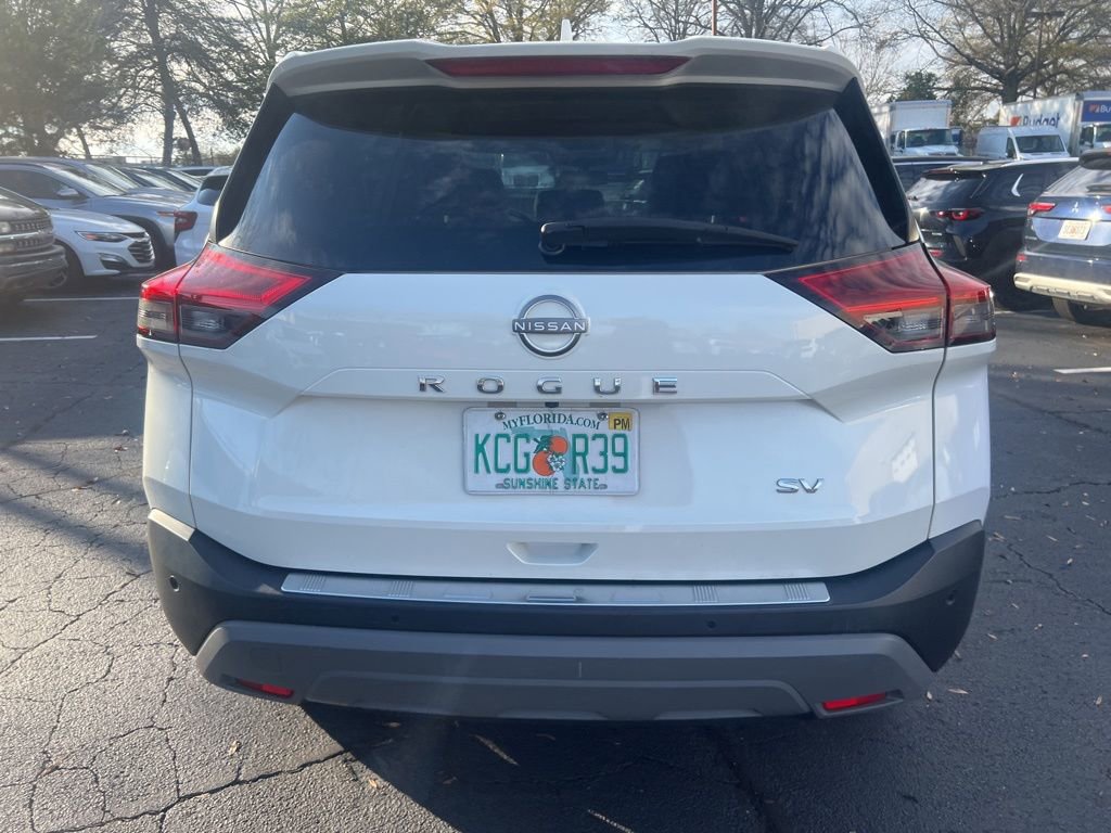 Used 2023 Nissan Rogue SV image 12