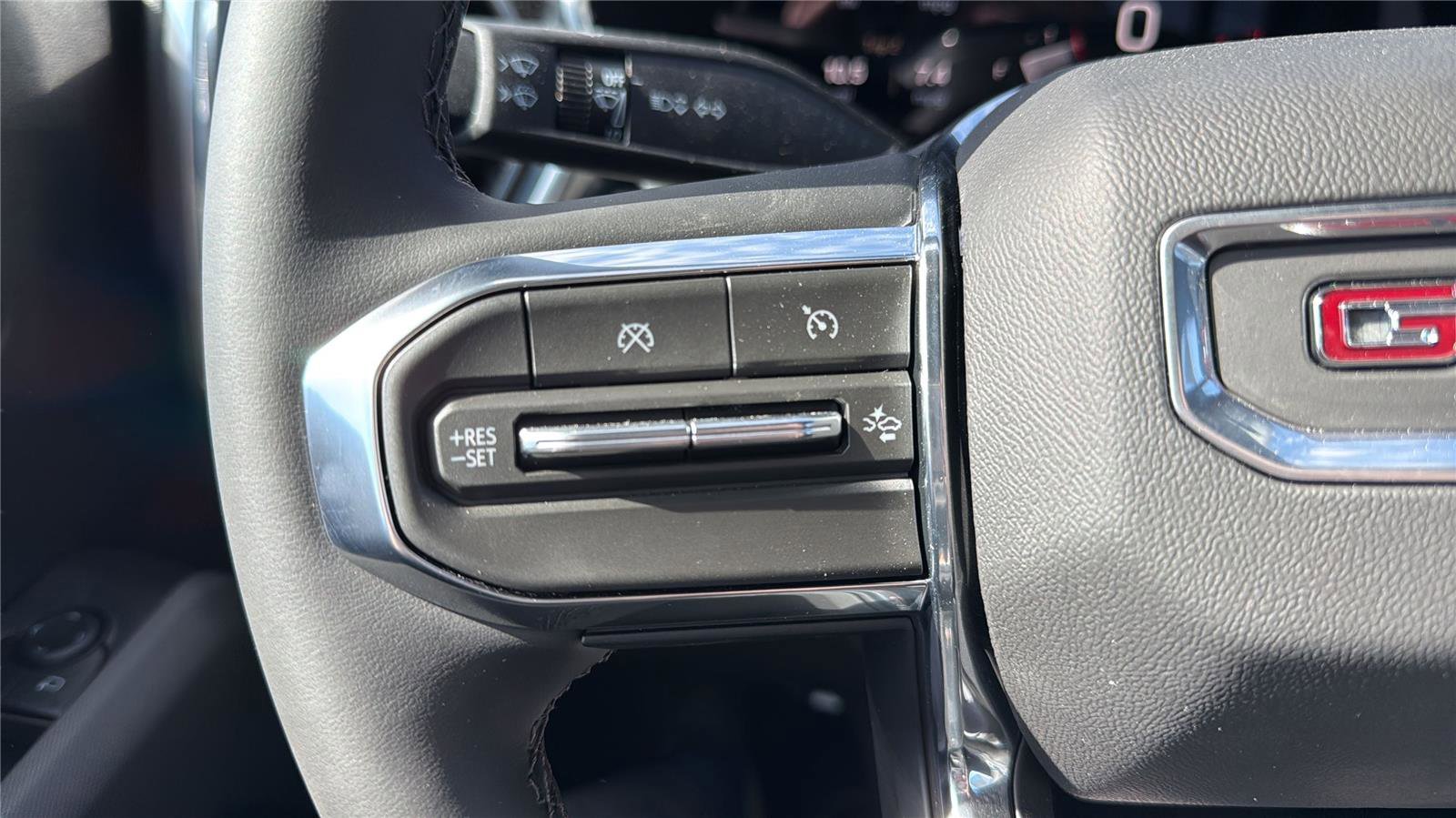 New 2026 GMC Canyon Elevation image 8