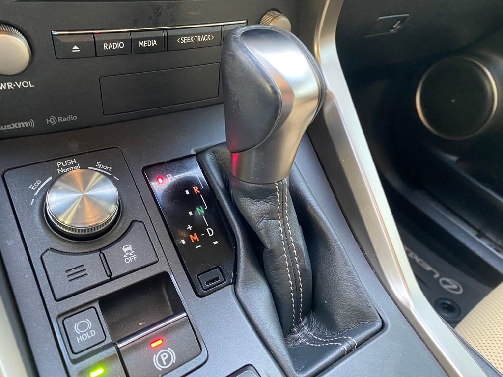 Used 2018 Lexus NX 300 FWD image 17