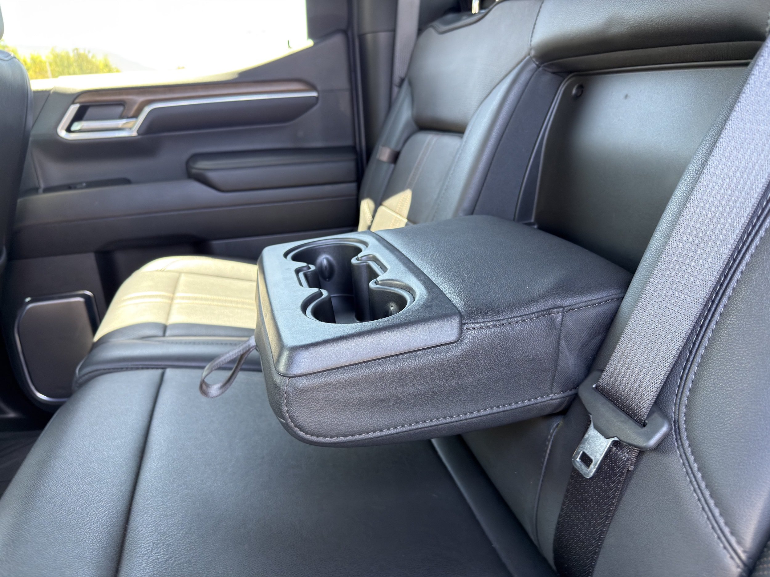 Used 2024 Chevrolet Silverado 1500 High Country w/ High Country Premium Package AWD/4WD image 23