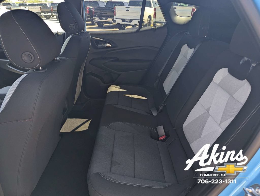New 2026 Chevrolet Trax RS w/ Sunroof Package FWD image 13