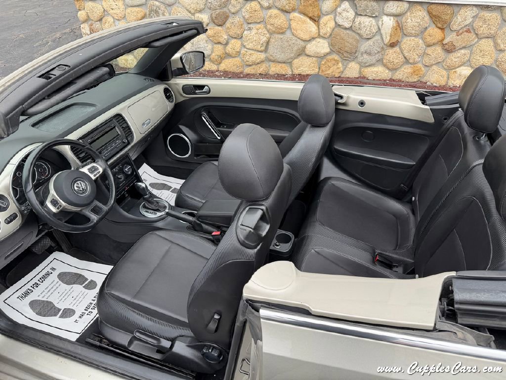 Used 2015 Volkswagen Beetle 1.8T FWD image 9
