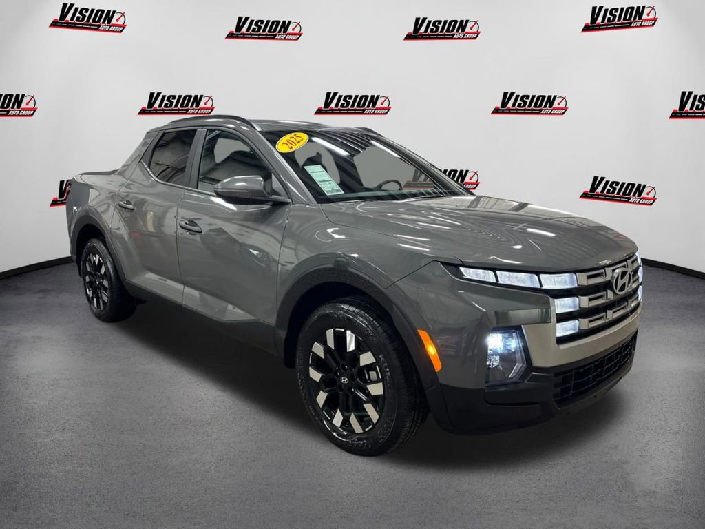 Used 2025 Hyundai Santa Cruz SEL image 3