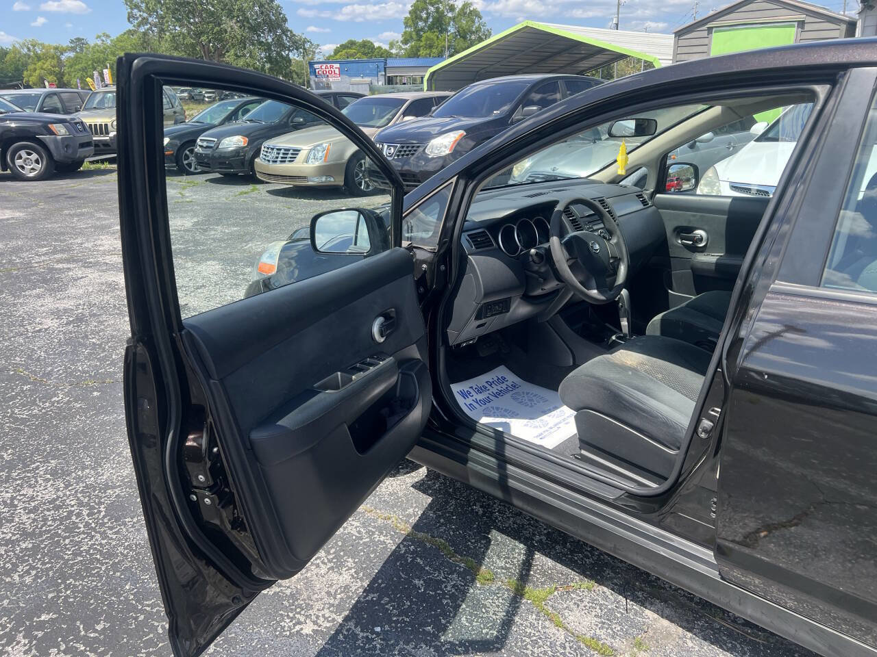 Used 2011 Nissan Versa 1.8 S image 9