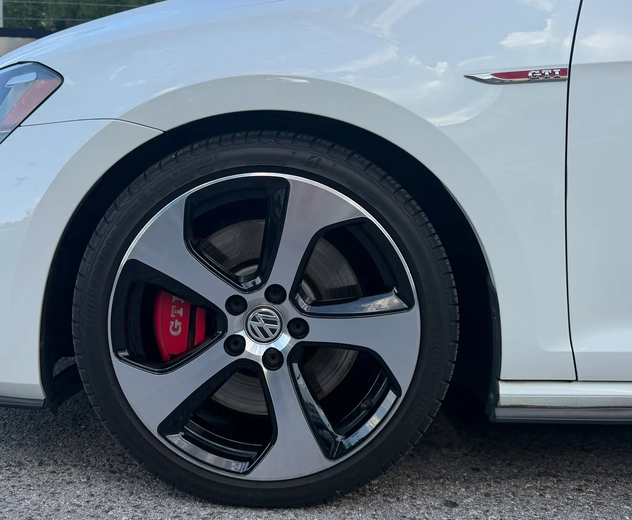 Used 2017 Volkswagen GTI S FWD image 9
