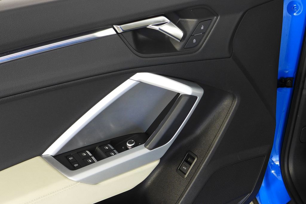 Used 2021 Audi Q3 2.0T Premium Plus image 12