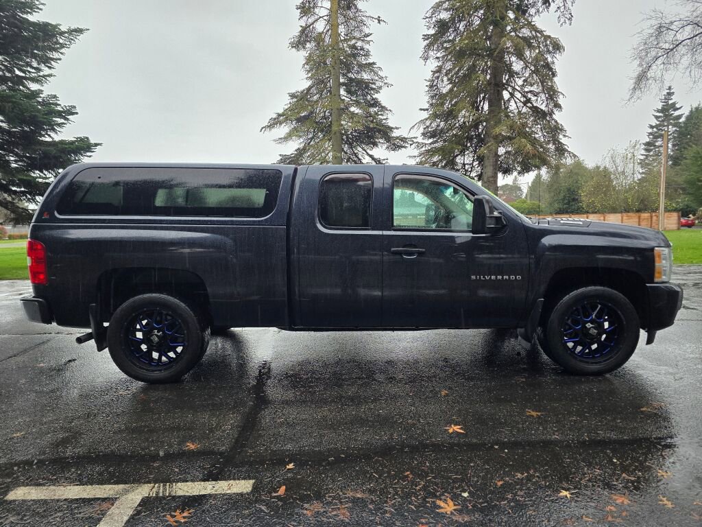 Used 2013 Chevrolet Silverado 1500 LTZ w/ Max Trailering Pack image 7