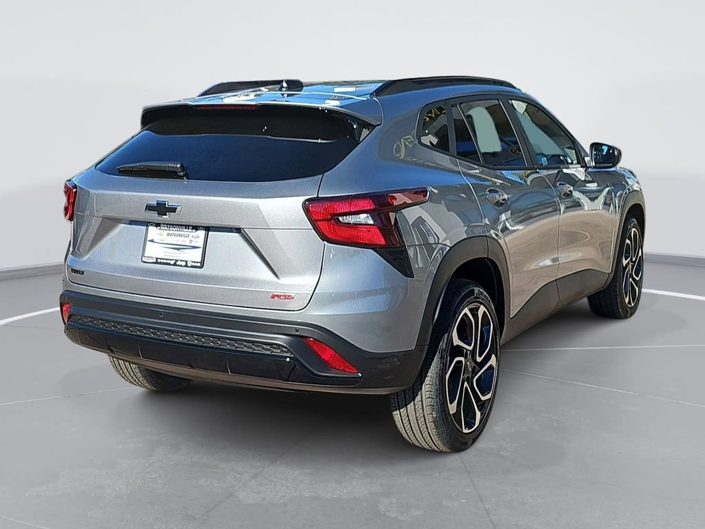New 2026 Chevrolet Trax RS FWD image 3