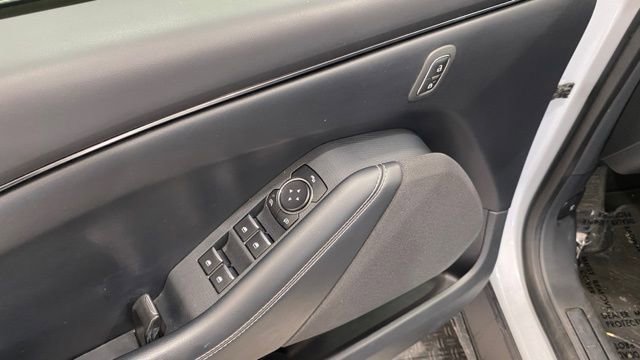 Used 2021 Ford Mustang Mach-E Select image 15